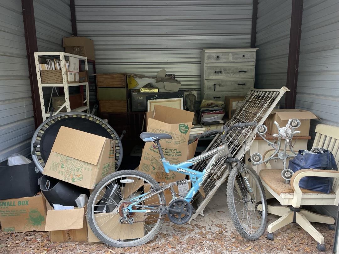 Storage Unit Auction in Daphne, AL at Tellus Self Storage Daphne ends
